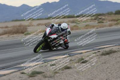 media/Sep-21-2025-Race Pace (Sun) [[98bf33ef95]]/Verified/5-Turn 15 Inside (930am)/